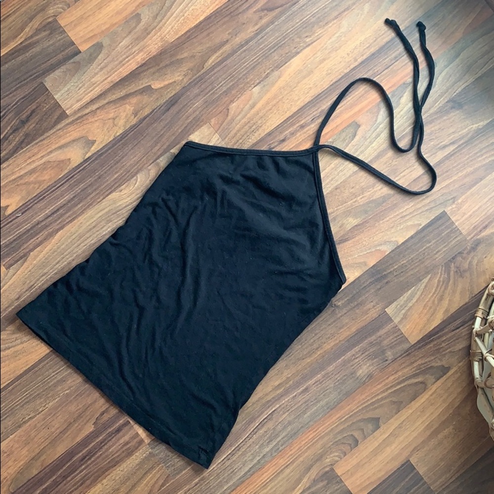 Black halter top 🖤